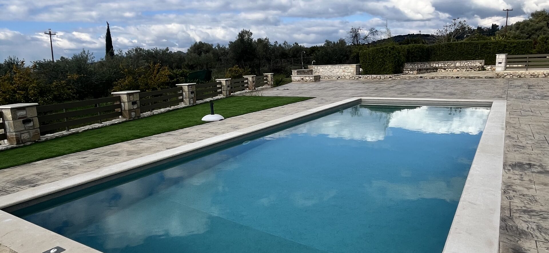 Pool completion works in Nafplio - image