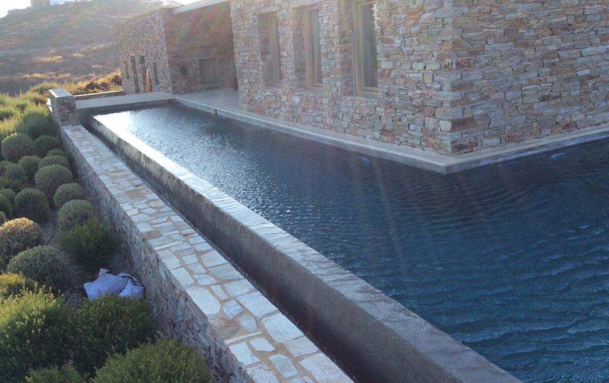 Image - Pool renovation in Antiparos island.
