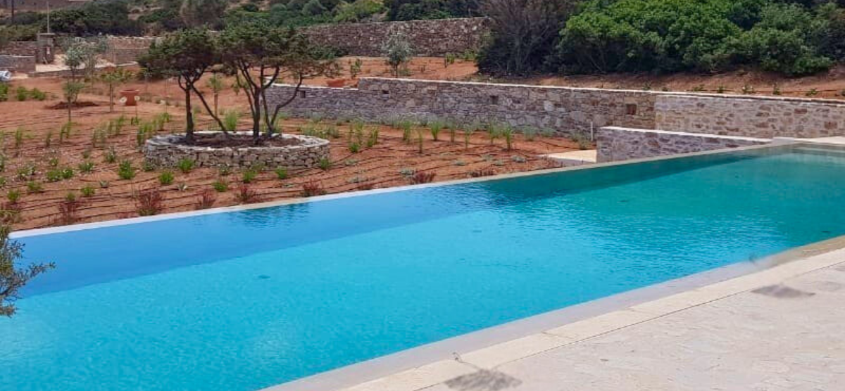 Image - Pool completion works in Antiparos island