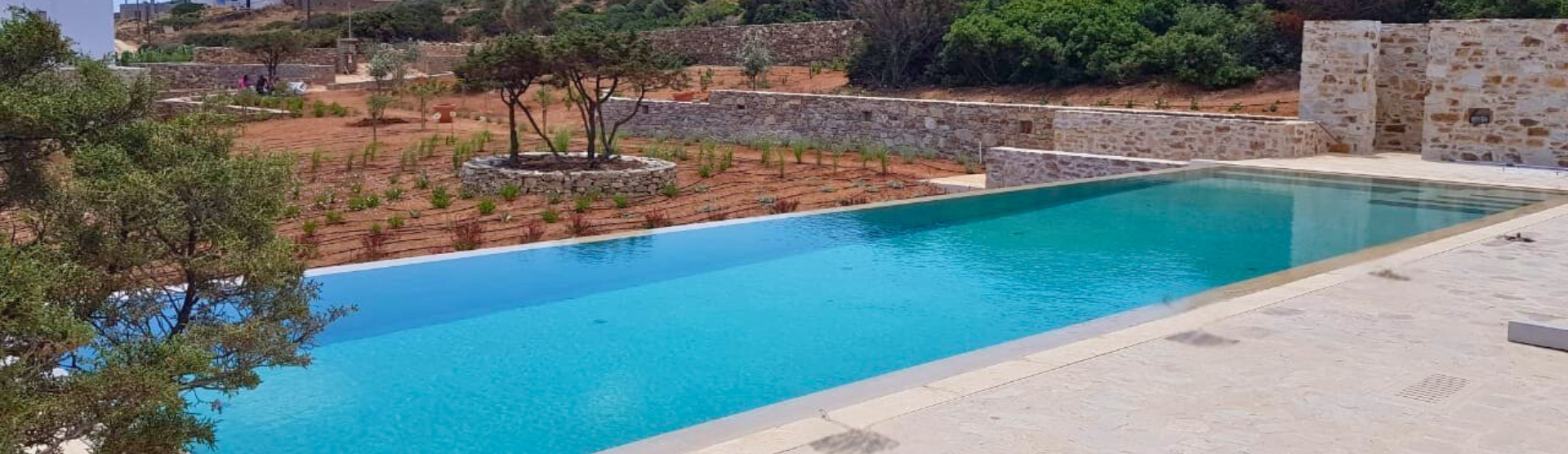 Image - Pool completion works in Antiparos island