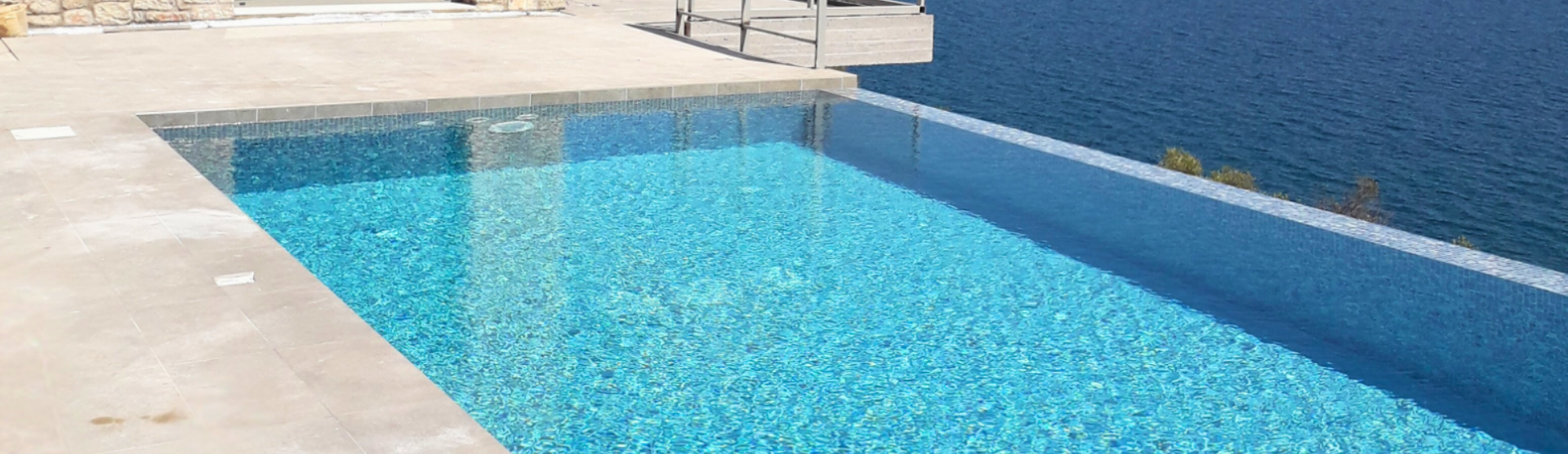 Image - Pool completion works in Xiropegado