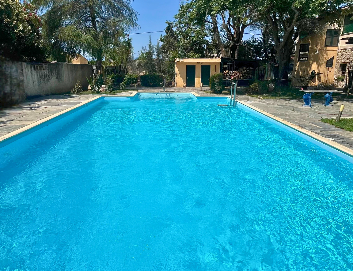 Reinstallation of pool in Nafplio - image