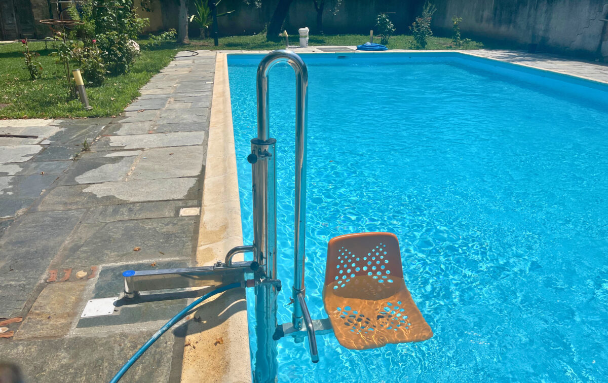 Image - Reinstallation of pool in Nafplio