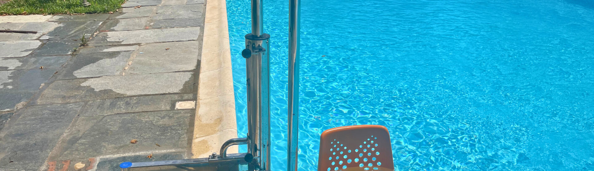 Image - Reinstallation of pool in Nafplio
