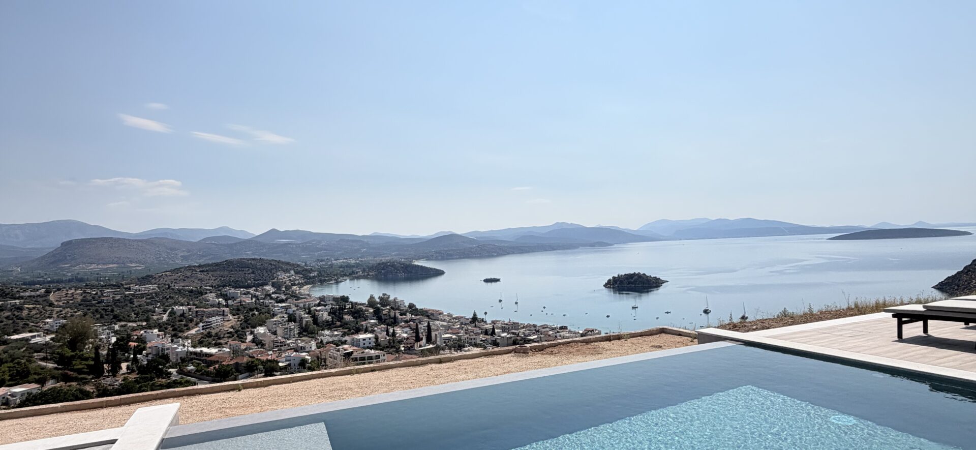 Αποπεράτωση πισίνας στο Τολό - image